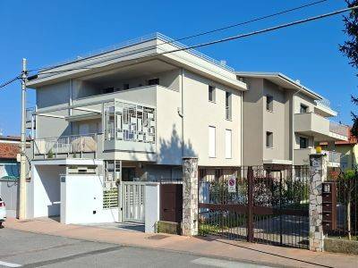 appartamento in vendita a Desenzano del Garda