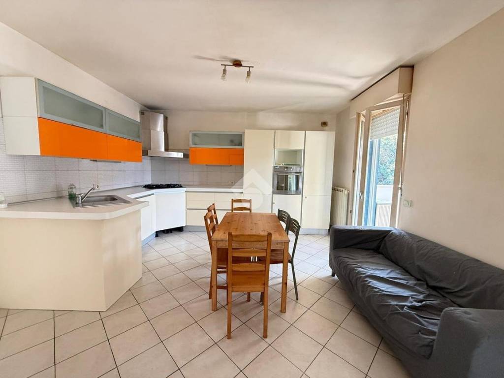 appartamento in vendita a Desenzano del Garda