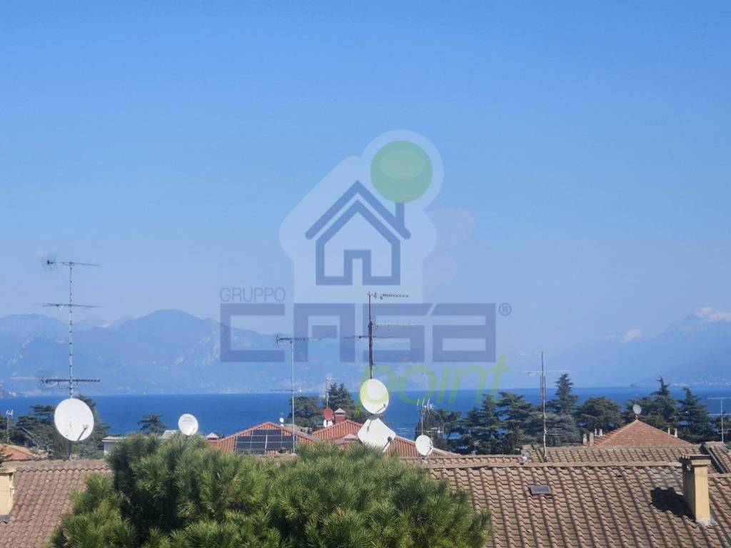 appartamento in vendita a Desenzano del Garda