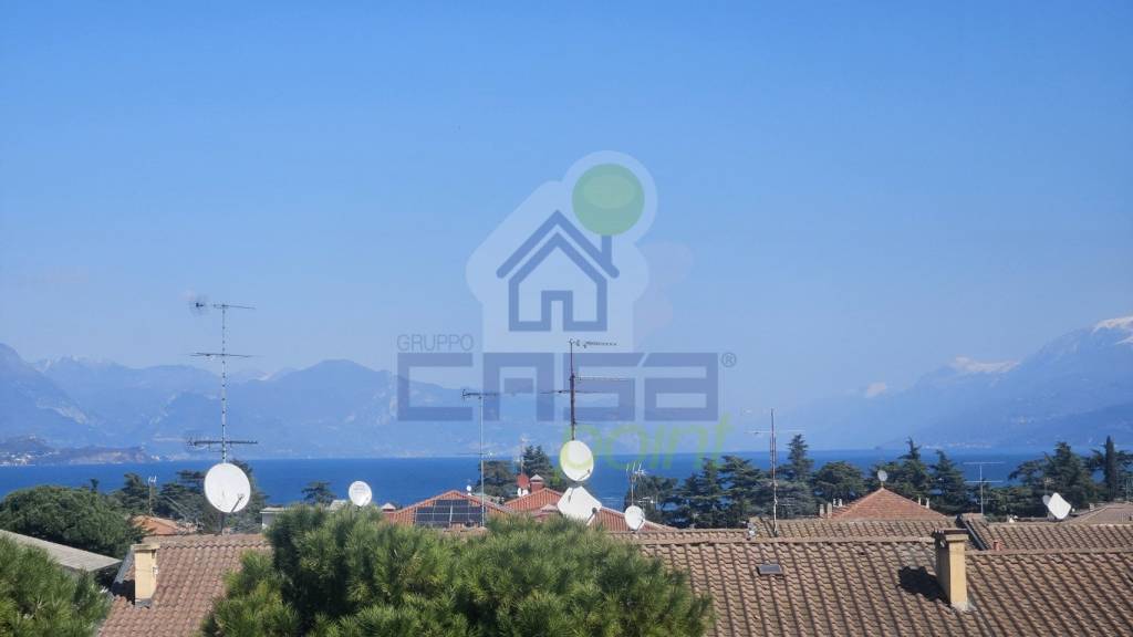 appartamento in vendita a Desenzano del Garda