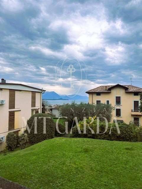 appartamento in vendita a Desenzano del Garda