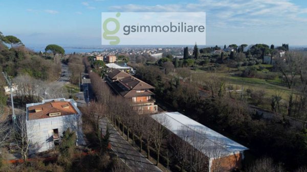 appartamento in vendita a Desenzano del Garda