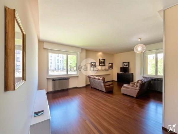 appartamento in vendita a Desenzano del Garda