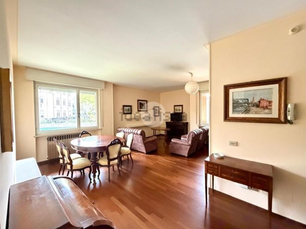 appartamento in vendita a Desenzano del Garda