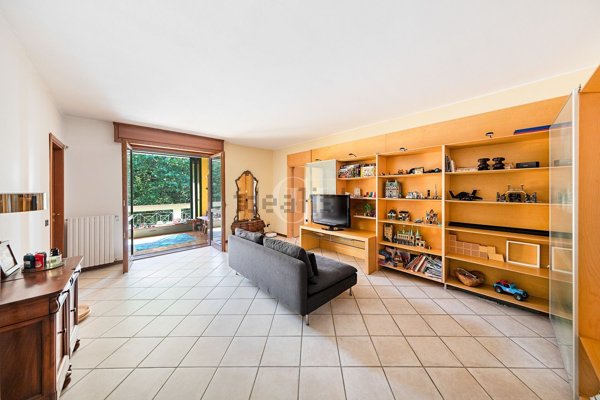 appartamento in vendita a Desenzano del Garda