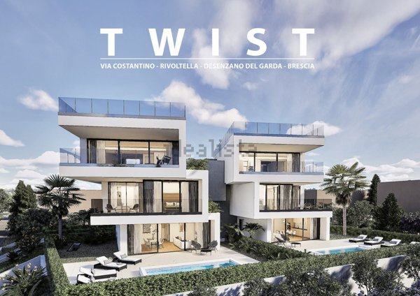 appartamento in vendita a Desenzano del Garda in zona Rivoltella