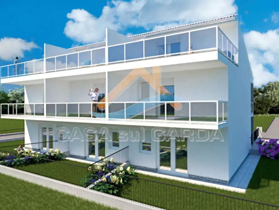 casa indipendente a Desenzano del Garda in zona San Martino della Battaglia