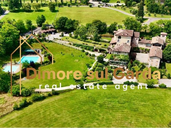 casa indipendente in vendita a Desenzano del Garda