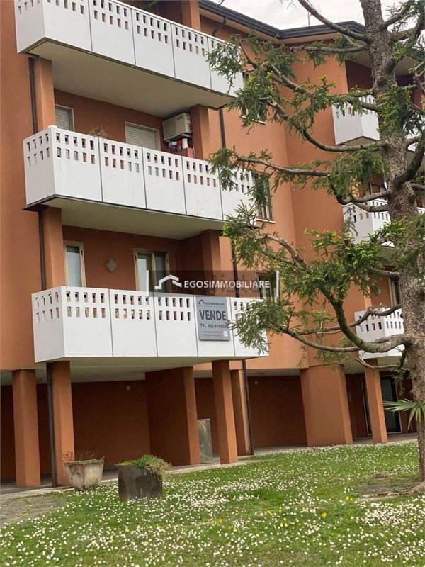 appartamento in vendita a Desenzano del Garda