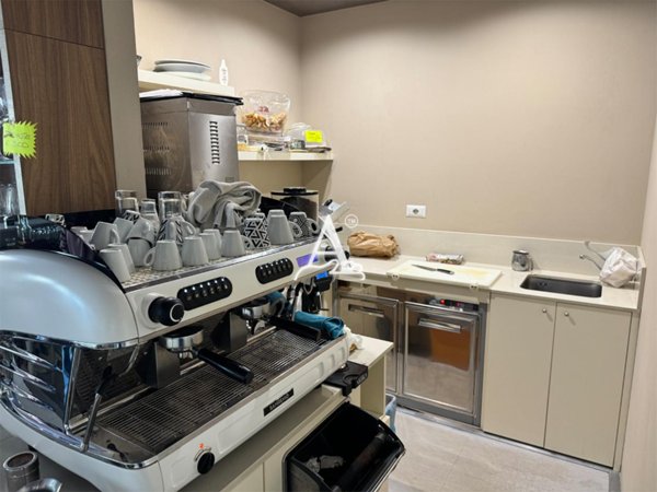 negozio in vendita a Desenzano del Garda