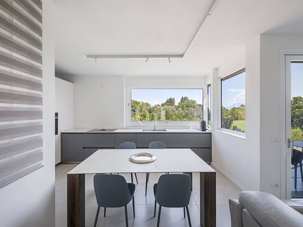 appartamento in vendita a Desenzano del Garda