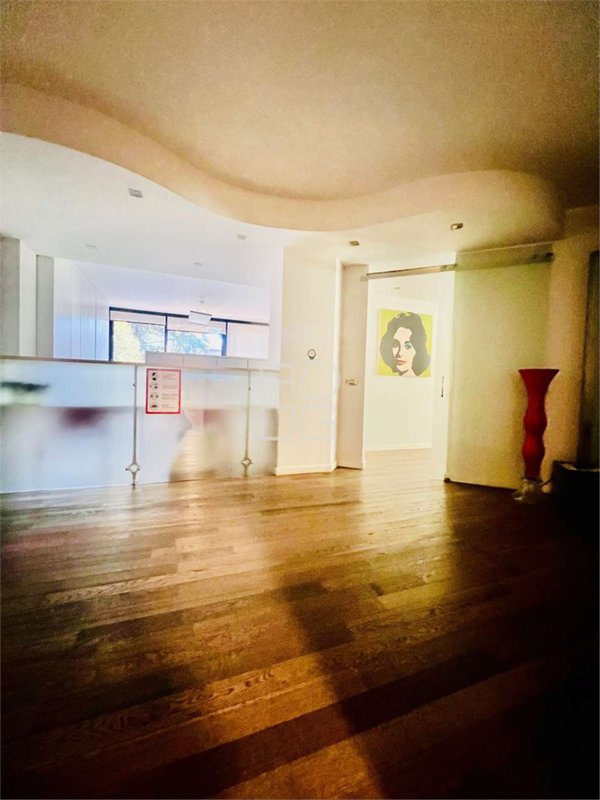 ufficio in vendita a Desenzano del Garda