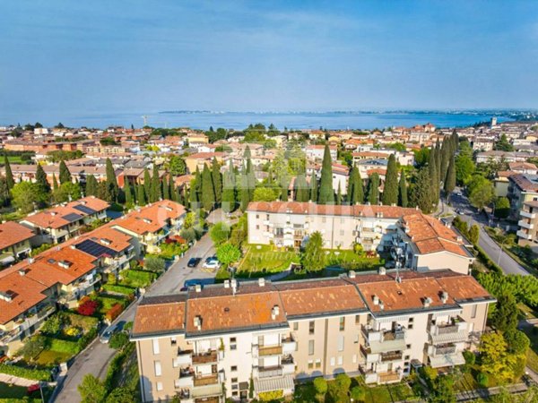 appartamento in vendita a Desenzano del Garda