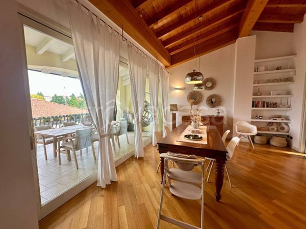 appartamento in vendita a Desenzano del Garda