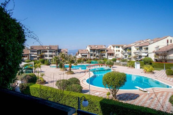 appartamento in vendita a Desenzano del Garda in zona Rivoltella