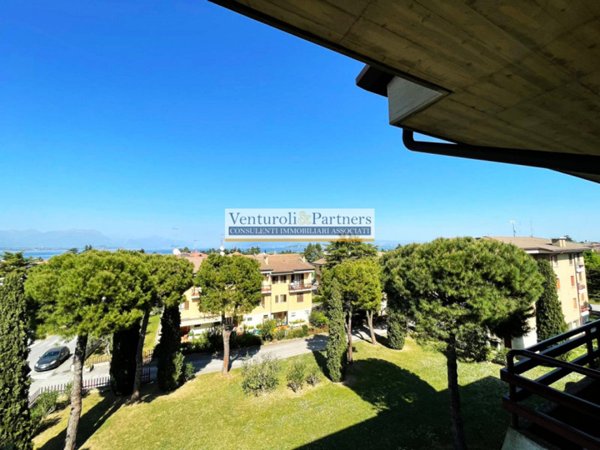 appartamento in vendita a Desenzano del Garda