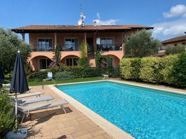 appartamento in vendita a Desenzano del Garda