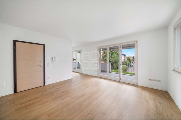 appartamento in vendita a Desenzano del Garda