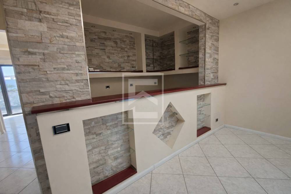 negozio in vendita a Desenzano del Garda
