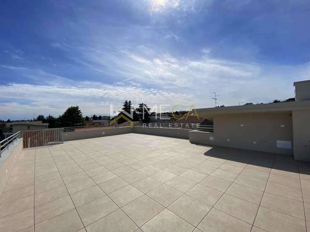 appartamento in vendita a Desenzano del Garda