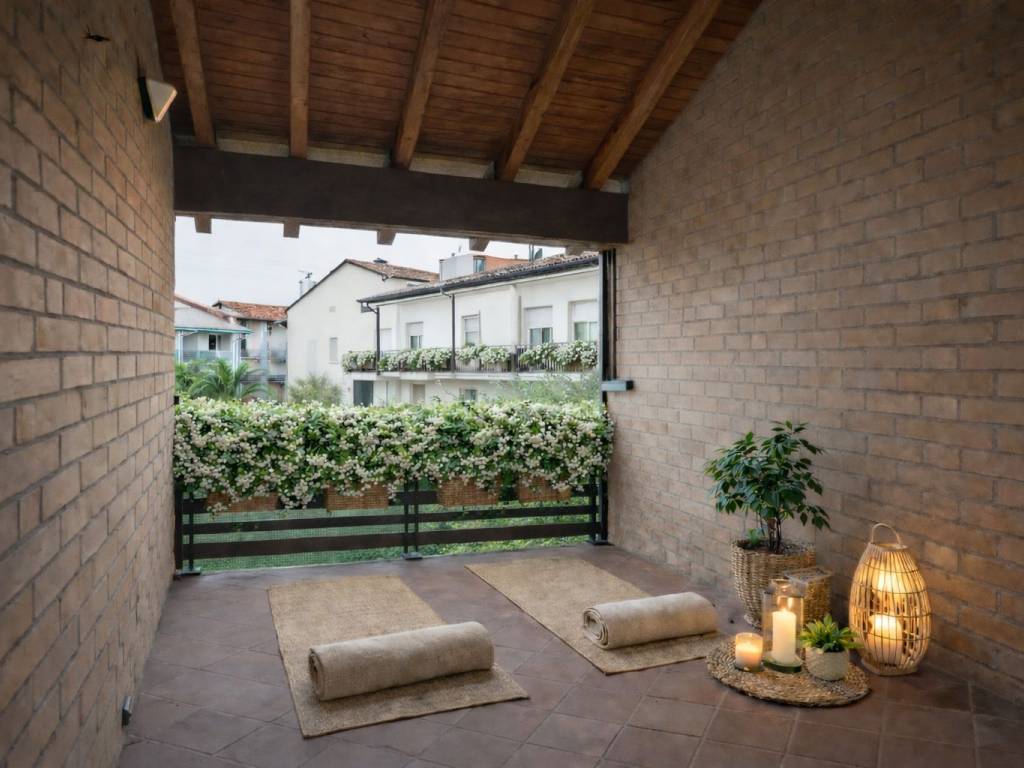 appartamento in vendita a Desenzano del Garda in zona Rivoltella