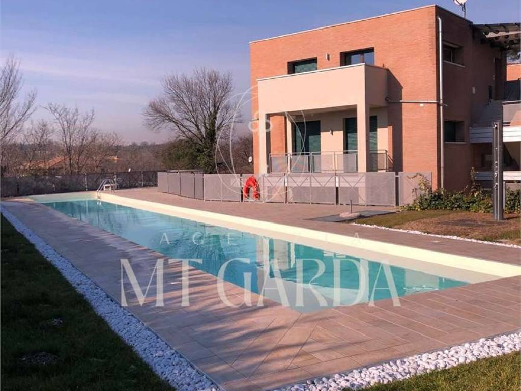 appartamento in vendita a Desenzano del Garda