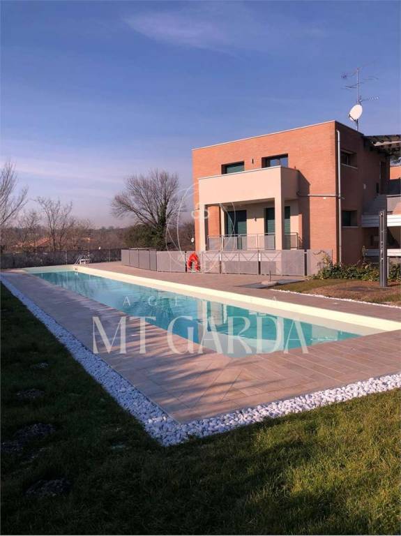 appartamento in vendita a Desenzano del Garda