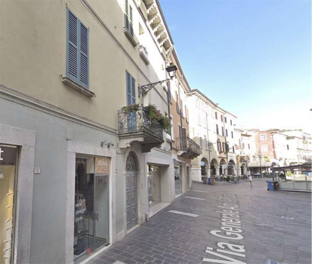 negozio in vendita a Desenzano del Garda