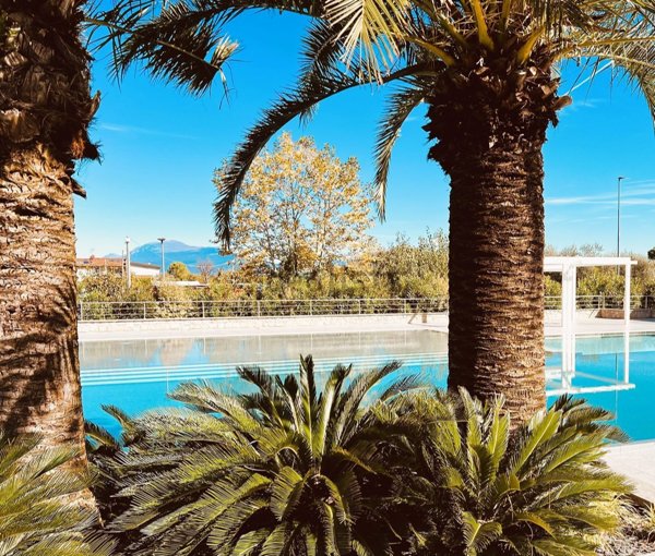appartamento in vendita a Desenzano del Garda in zona Rivoltella