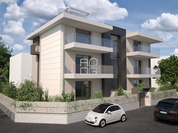 casa indipendente in vendita a Desenzano del Garda