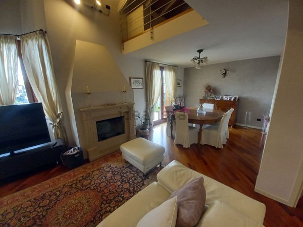appartamento in vendita a Desenzano del Garda