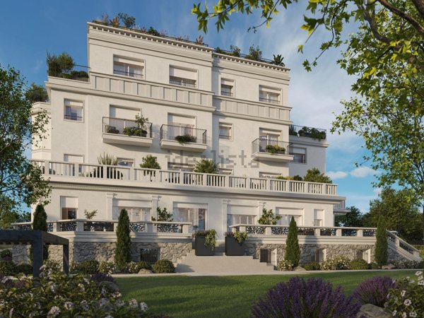 appartamento in vendita a Desenzano del Garda