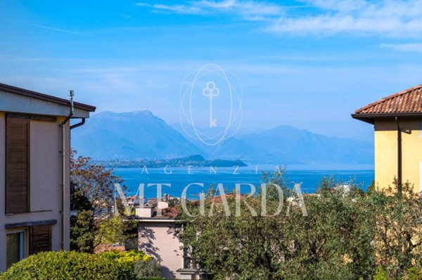 appartamento in vendita a Desenzano del Garda