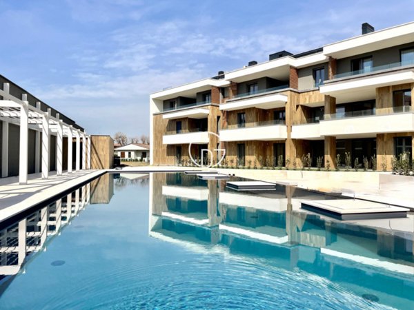 appartamento in vendita a Desenzano del Garda in zona Rivoltella