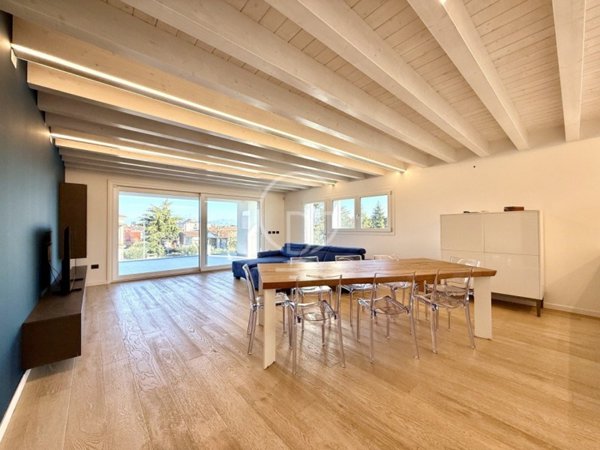 appartamento in vendita a Desenzano del Garda