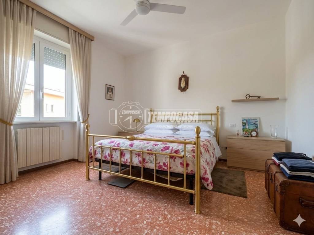 appartamento in vendita a Desenzano del Garda in zona Campeggio sul Vò