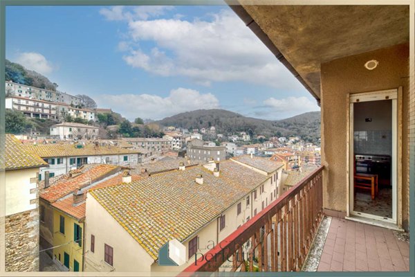 appartamento in vendita a Desenzano del Garda in zona San Pietro