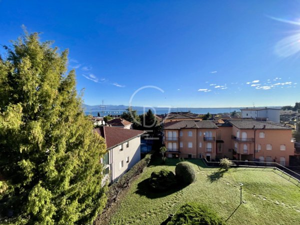 appartamento in vendita a Desenzano del Garda