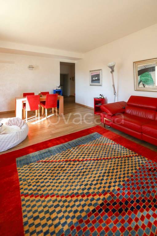 appartamento in vendita a Desenzano del Garda