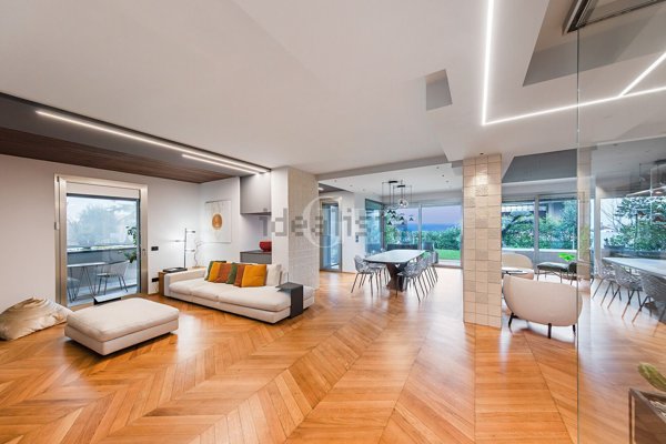 appartamento in vendita a Desenzano del Garda