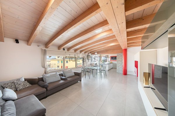 appartamento in vendita a Desenzano del Garda