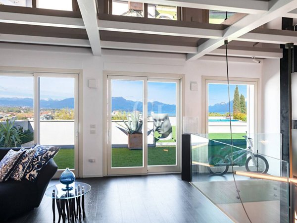 appartamento in vendita a Desenzano del Garda