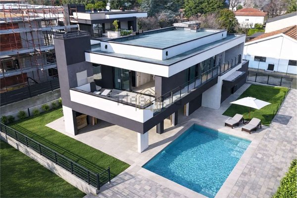 casa indipendente in vendita a Desenzano del Garda