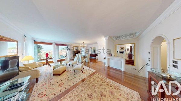 casa indipendente in vendita a Desenzano del Garda