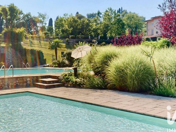 appartamento in vendita a Desenzano del Garda in zona Campeggio sul Vò