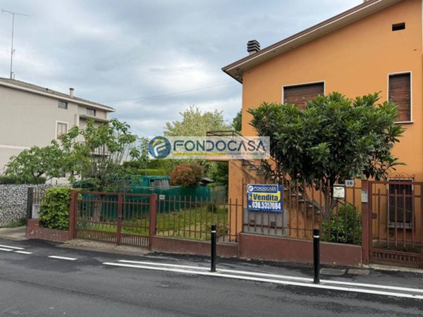 appartamento in vendita a Desenzano del Garda