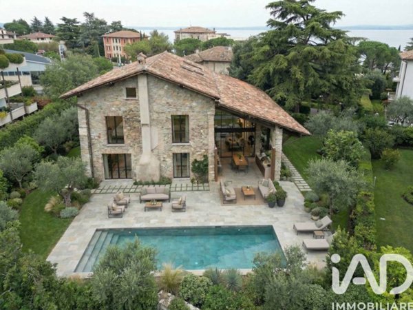 intera palazzina in vendita a Desenzano del Garda