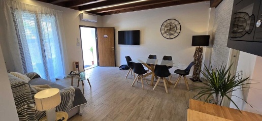 appartamento in vendita a Desenzano del Garda in zona Vaccarolo