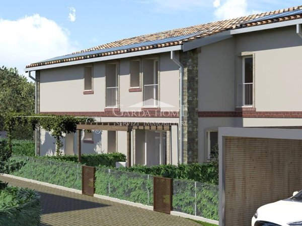 casa indipendente in vendita a Desenzano del Garda