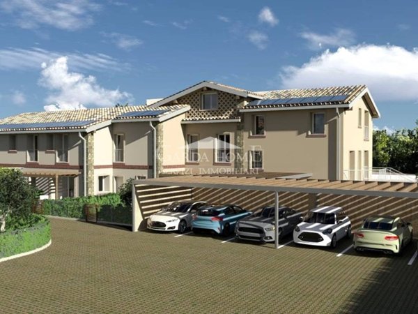 casa indipendente in vendita a Desenzano del Garda